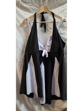 Awesome New Halter Style Swim Top and Shorts